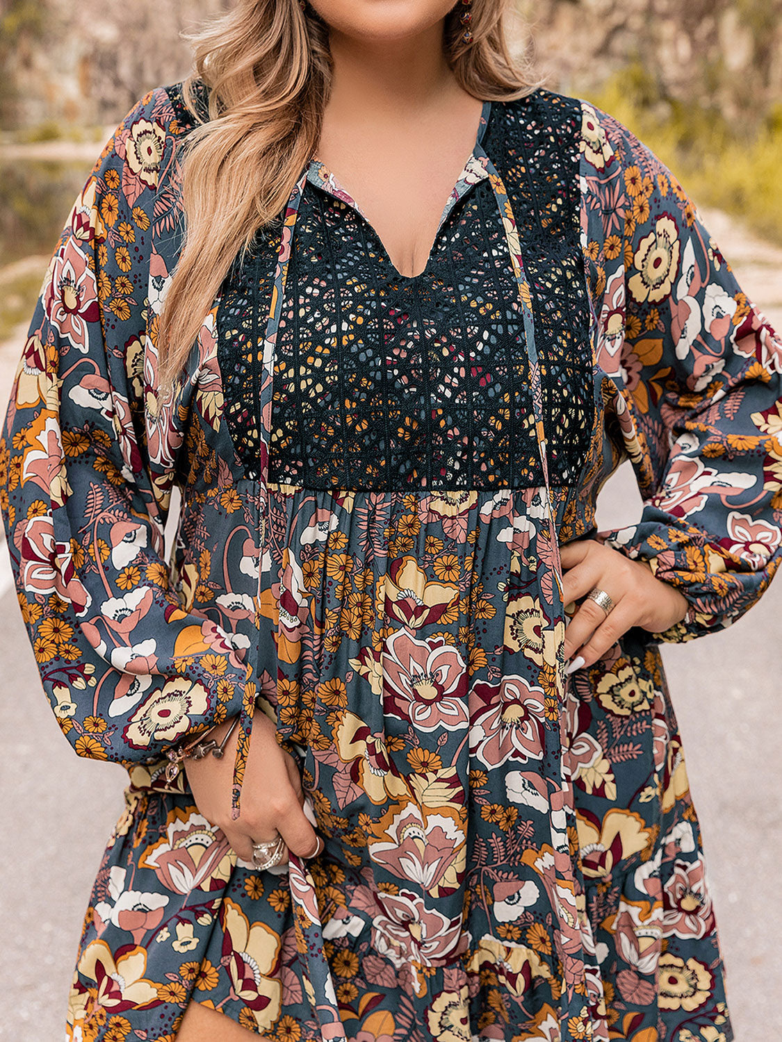 Plus Size Floral Tie Neck Balloon Sleeve Mini Dress