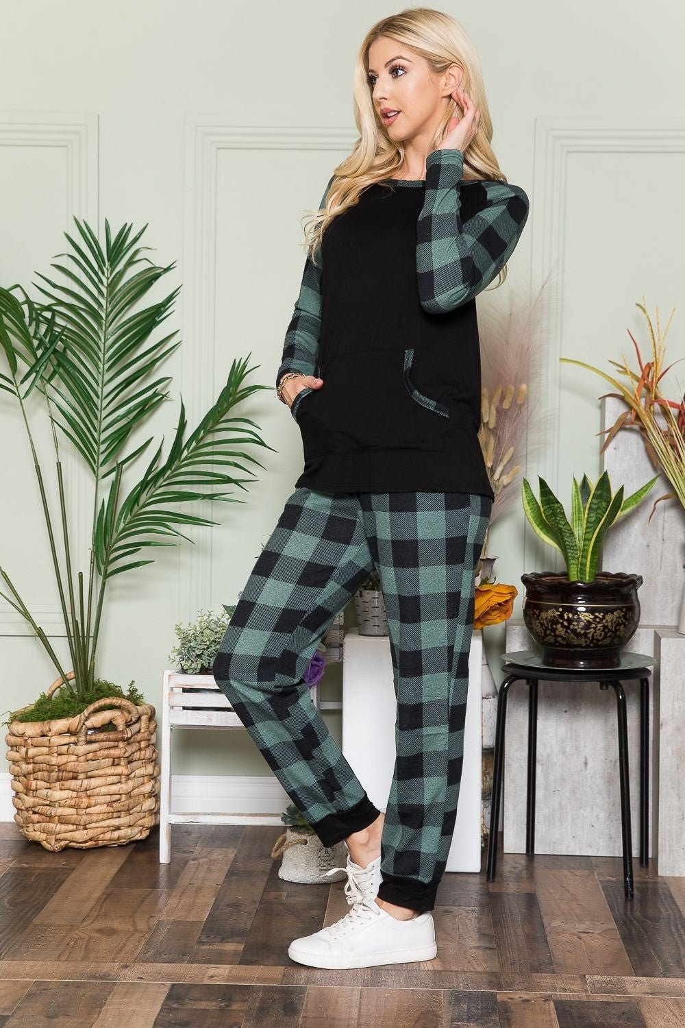 Celeste Plaid Long Sleeve T-Shirt with Pockets - Creative Designs by Shanny