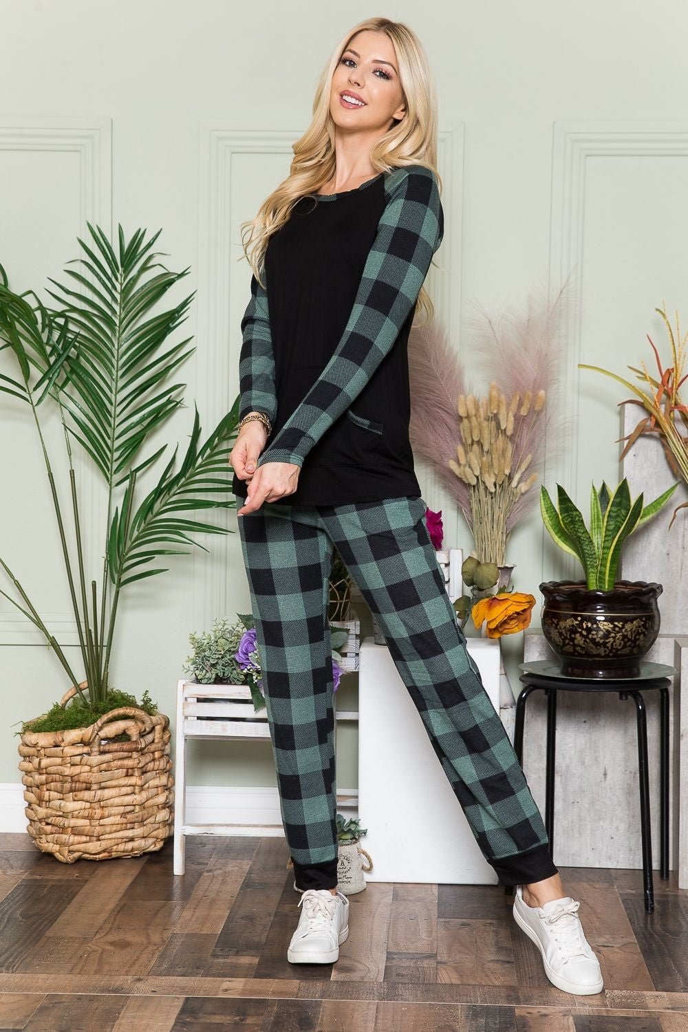 Celeste Plaid Long Sleeve T-Shirt with Pockets - Creative Designs by Shanny